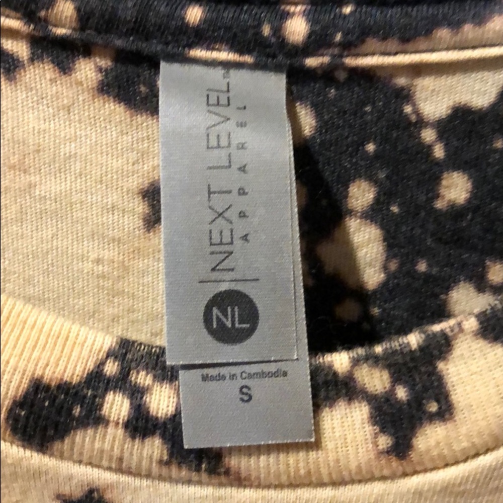 Next Level bleached shirt - Picture 3 of 3